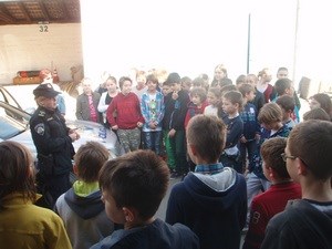 Slika PU_BB/MAH 1/23.travanj/naslovna škola.jpg